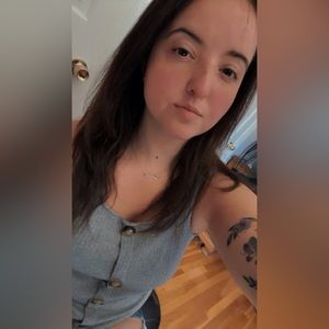 Meet your Posher, Erica